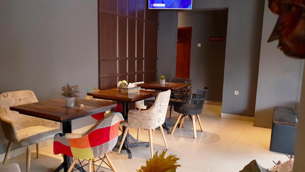 Sunrise Hotel Jogja Kejayan Extérieur photo