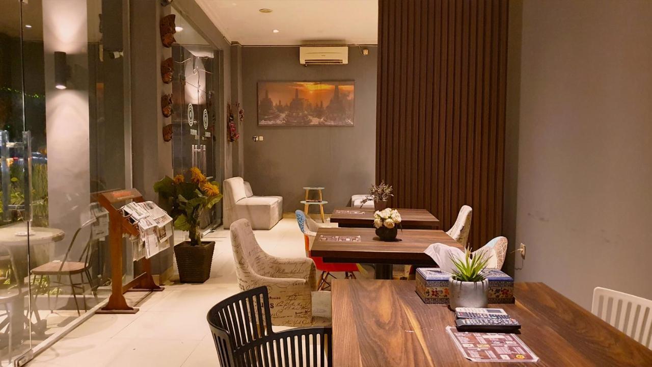 Sunrise Hotel Jogja Kejayan Extérieur photo