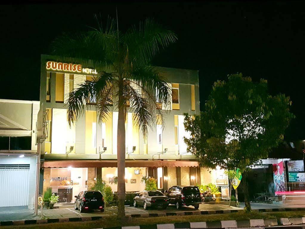 Sunrise Hotel Jogja Kejayan Extérieur photo